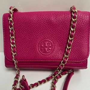 NWT Tory Burch Bombe Shrunken Shoulder Bag Party Fuschia